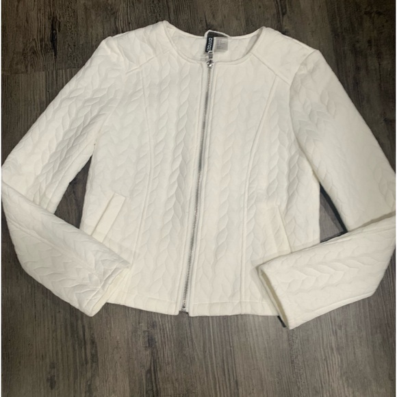 Divided  size 4  beautiful Jacket. - Picture 1 of 8